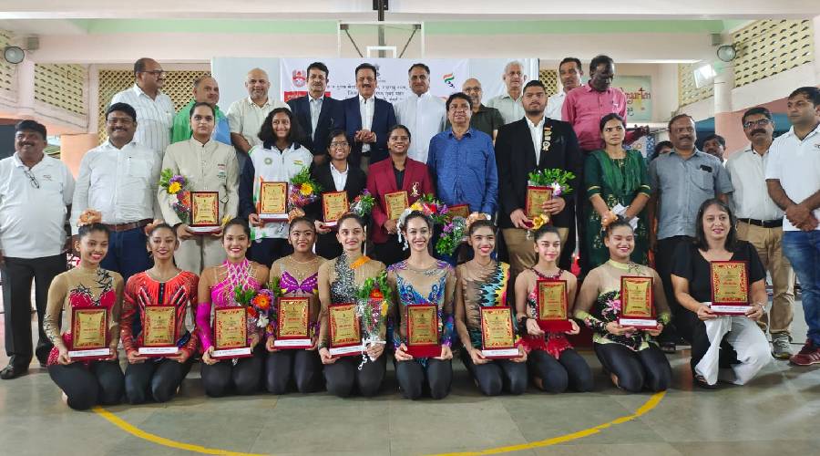 राष्ट्रीय क्रीडा दिनानिमित्त ऑलिंपिक व आंतरराष्ट्रीय स्तरावर कामगिरी केलेल्या खेळाडूंचा सत्कार
